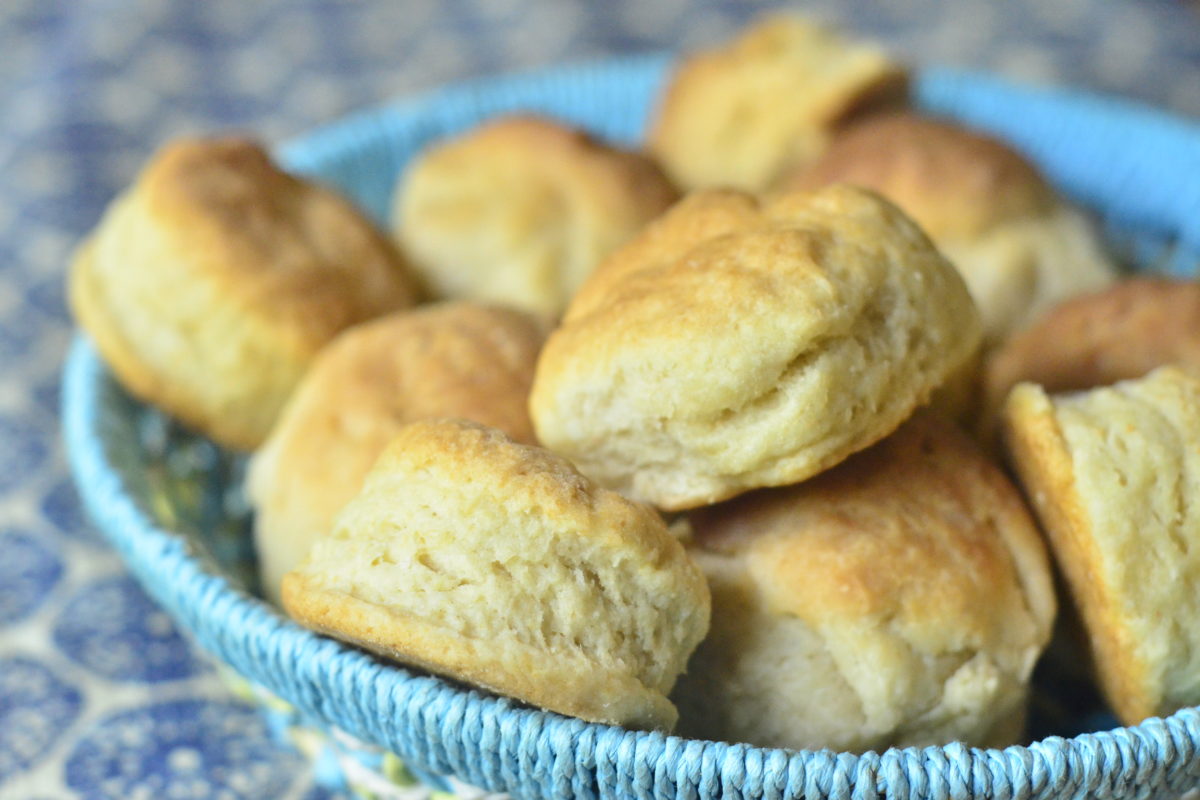 Buttermilk Canna-Biscuits