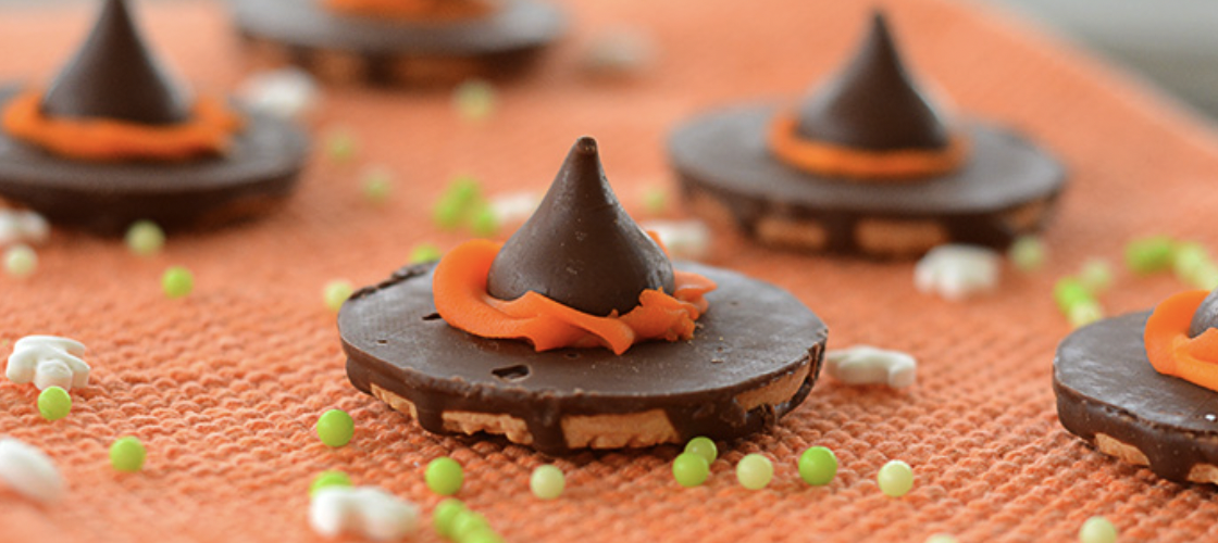 Trick or Treat: Cannabis-Infused Halloween Edible Recipes Using Our New Black Line Klik Distillate Syringes