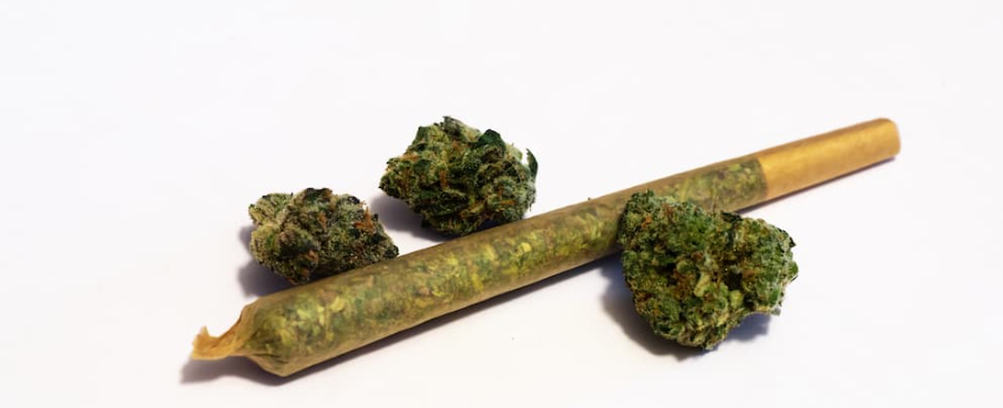 What Is a Pre-Roll and What are its Benefits?