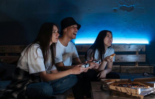 Buds High-Scores & Friends: A Cannabis Game Night Guide