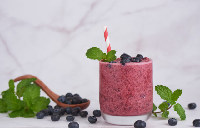 Cannabis Infused Blueberry Smoothie: A Sunday Morning Craving